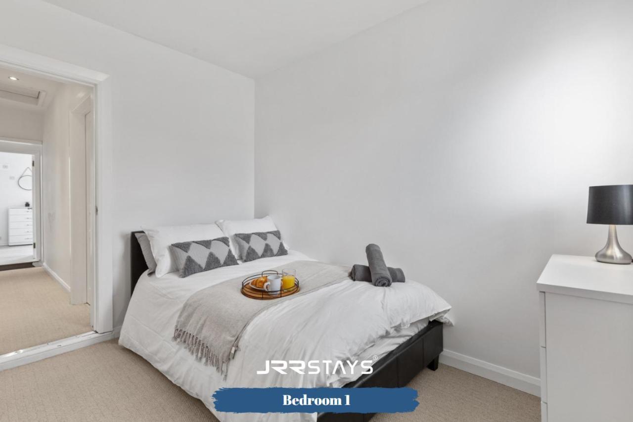 Nuneaton - Ideal 3 Bedroom, Wi-Fi Parking, Sleeps 6 - Jrr Stays Kültér fotó